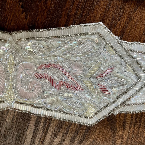 Hand Beaded Christian Dior Ceintures Beaded Sequins Belt White Silver Pink - Picture 10 of 13